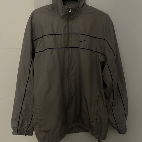 Vintage Nike Windbreaker - Picture 2 of 3